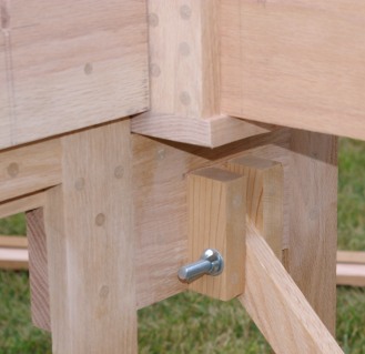 frame diagonal detail 1